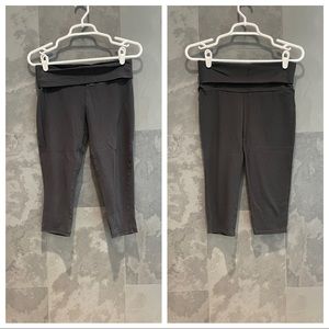 Workout/loungewear capri legging bundle